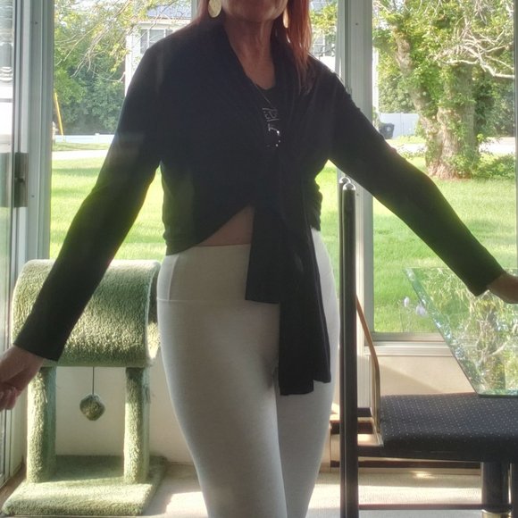 Cable & Gauge High Low Cardigan Wrap - Picture 9 of 12